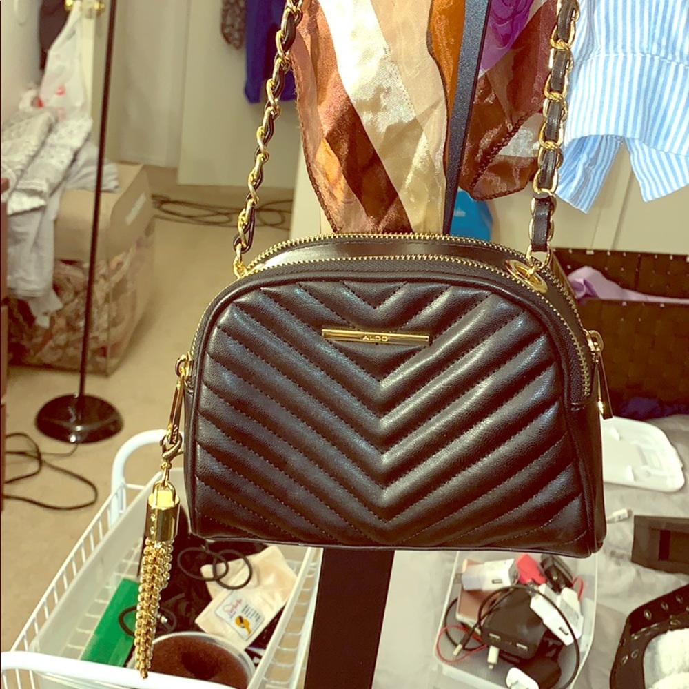 Black Crossbody